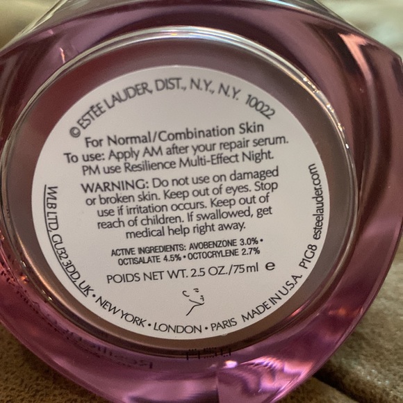 stée Lauder Resilience multi-effect 2.4 oz for normal/combination skin - Picture 2 of 2